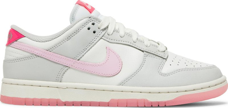 Wmns Dunk Low  520 Pack   Pink Foam  FN3451-161